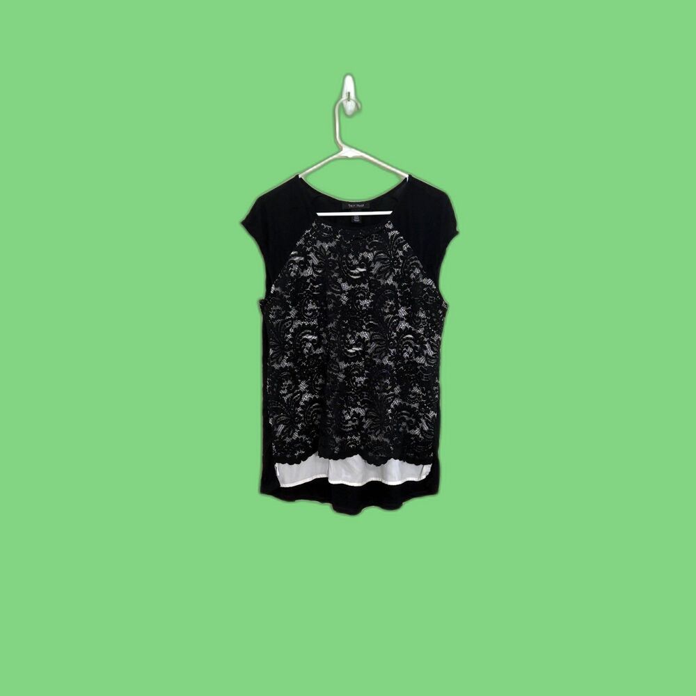 White House Black Market cap sleeve lace front top